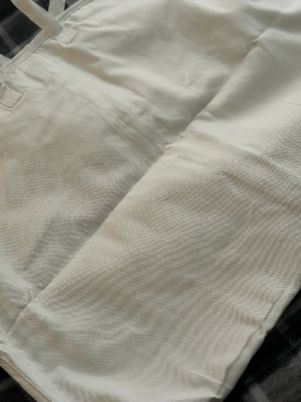 Gucci Gray and Black Short-Sleeve Monogram Matching Shirt and Short Set - Picture 13 of 13